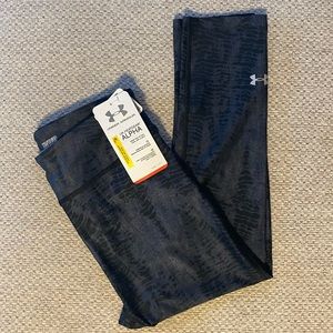 NWT XS Women’s Under Armour cropped leggings
